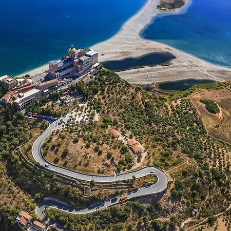 Semesterbostad Casa Di Luca *